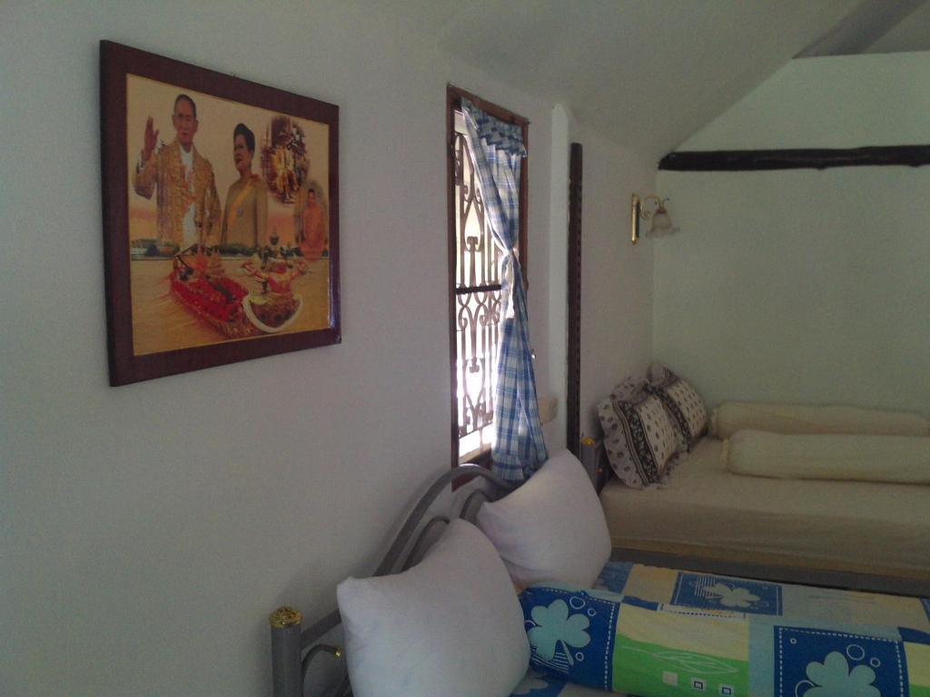Ban Sabai Sabai Guest House Канчанабури Номер фото